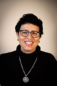 Porträt der Frauenärztin und Psychotherapeutin Clemencia Montoya-Harder